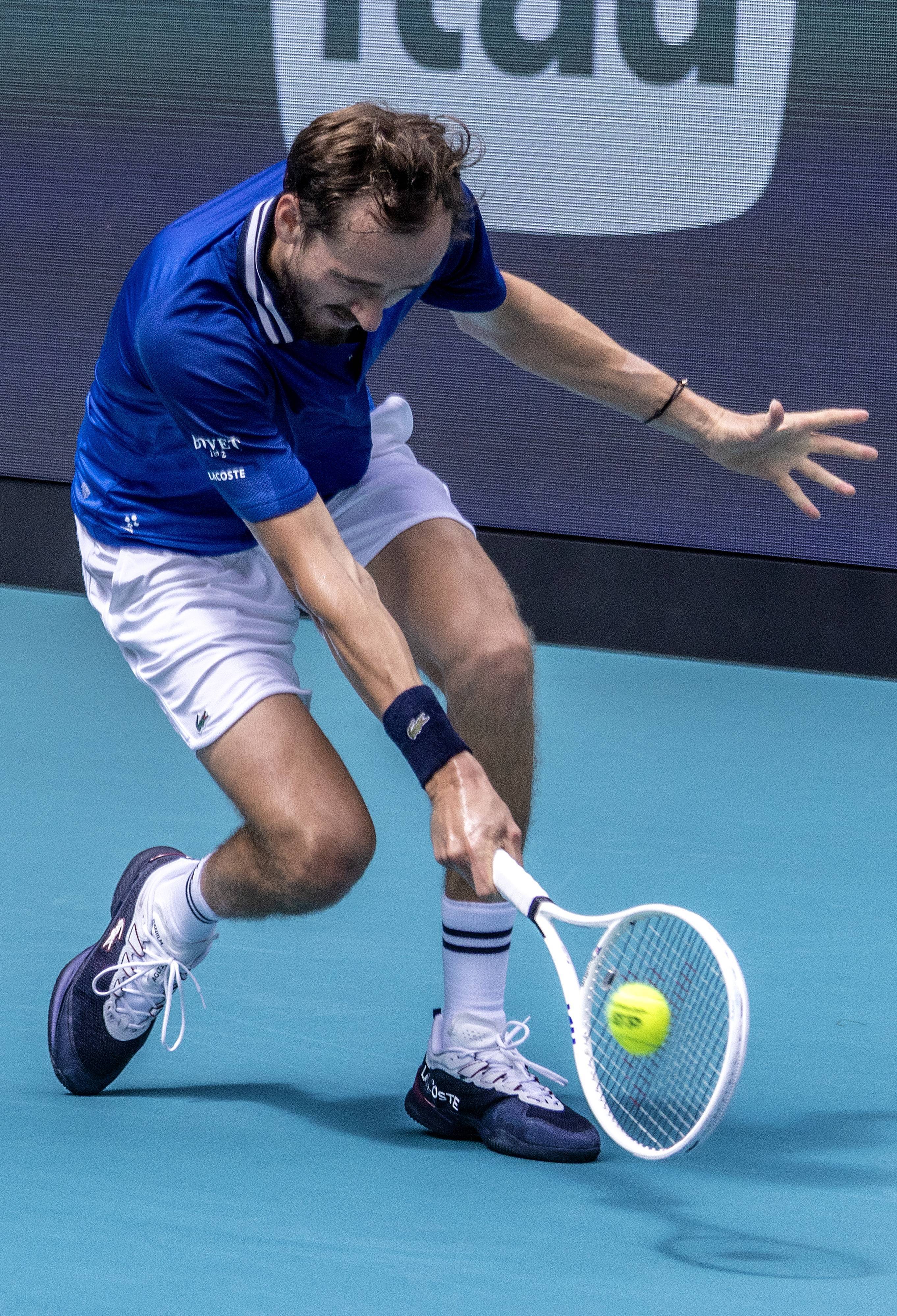 开云体育app-关于意大利网球队强势法国网球队，梅德韦杰夫爆发神勇的信息