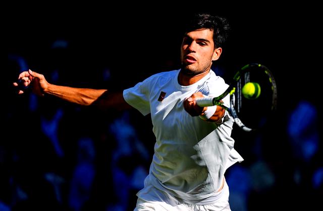 包含世界网球队逆转美国网球队,克耶高斯关键制胜的词条 包含世界网球队逆转美国网球队,克耶高斯关键制胜的词条