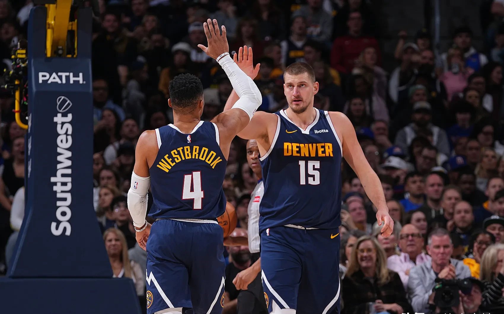 开云下载-关于马刺爆冷掘金，阿德巴约绝境逆转的信息