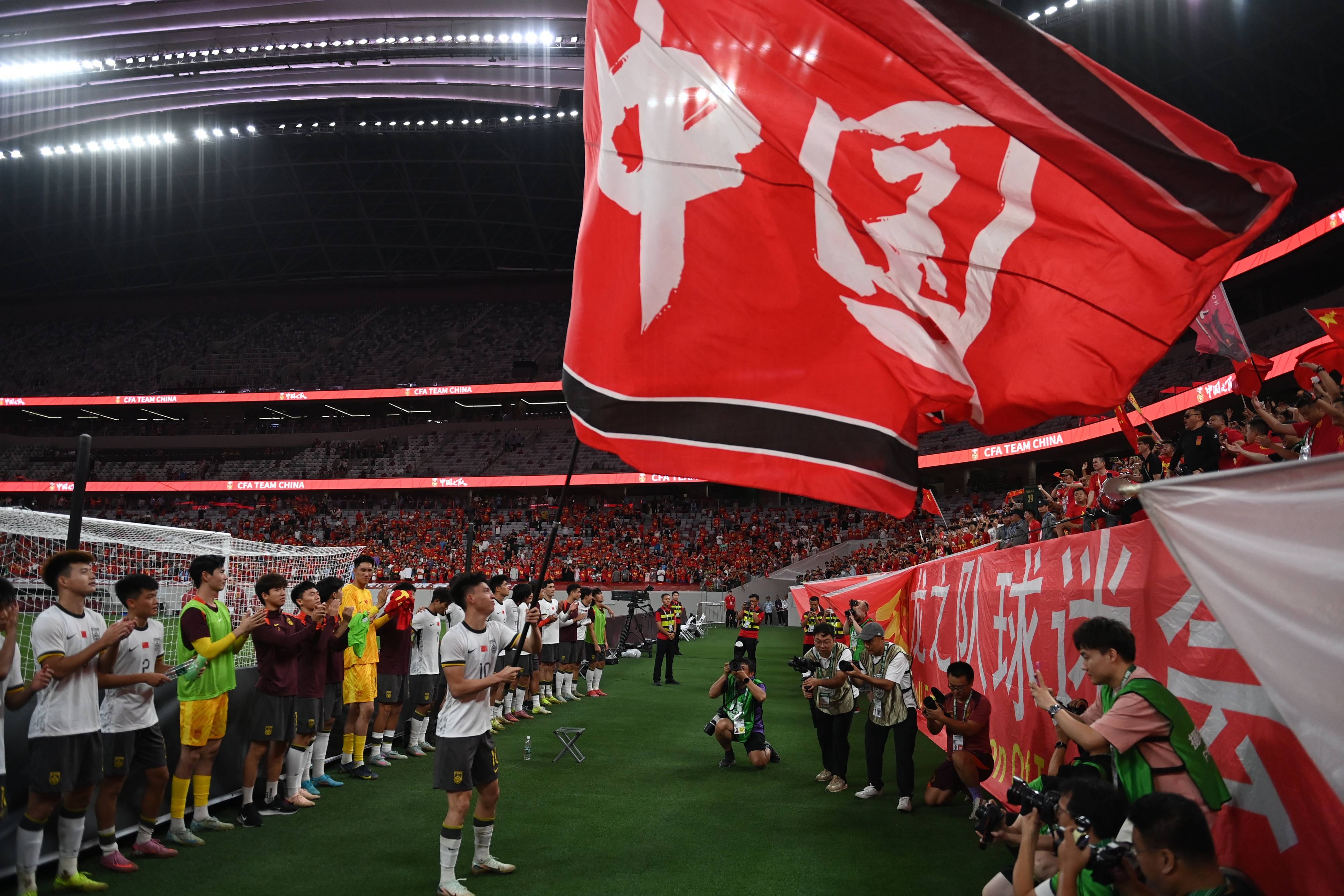 国内联赛新赛季开启,球队备战迎接激烈比拼的简单介绍 国内联赛新赛季开启,球队备战迎接激烈比拼的简单介绍