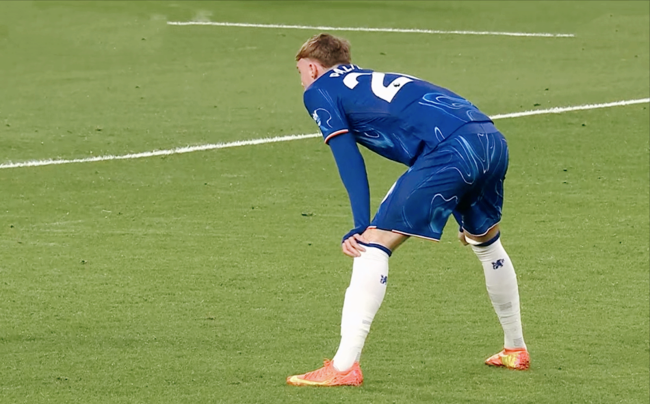 开云体育直播-切尔西铁卫送点绝杀，英格兰球队逆袭晋级！