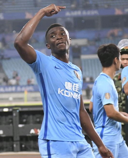 关于苏宁主场逆转建业，中超保级形势稍显缓解的信息