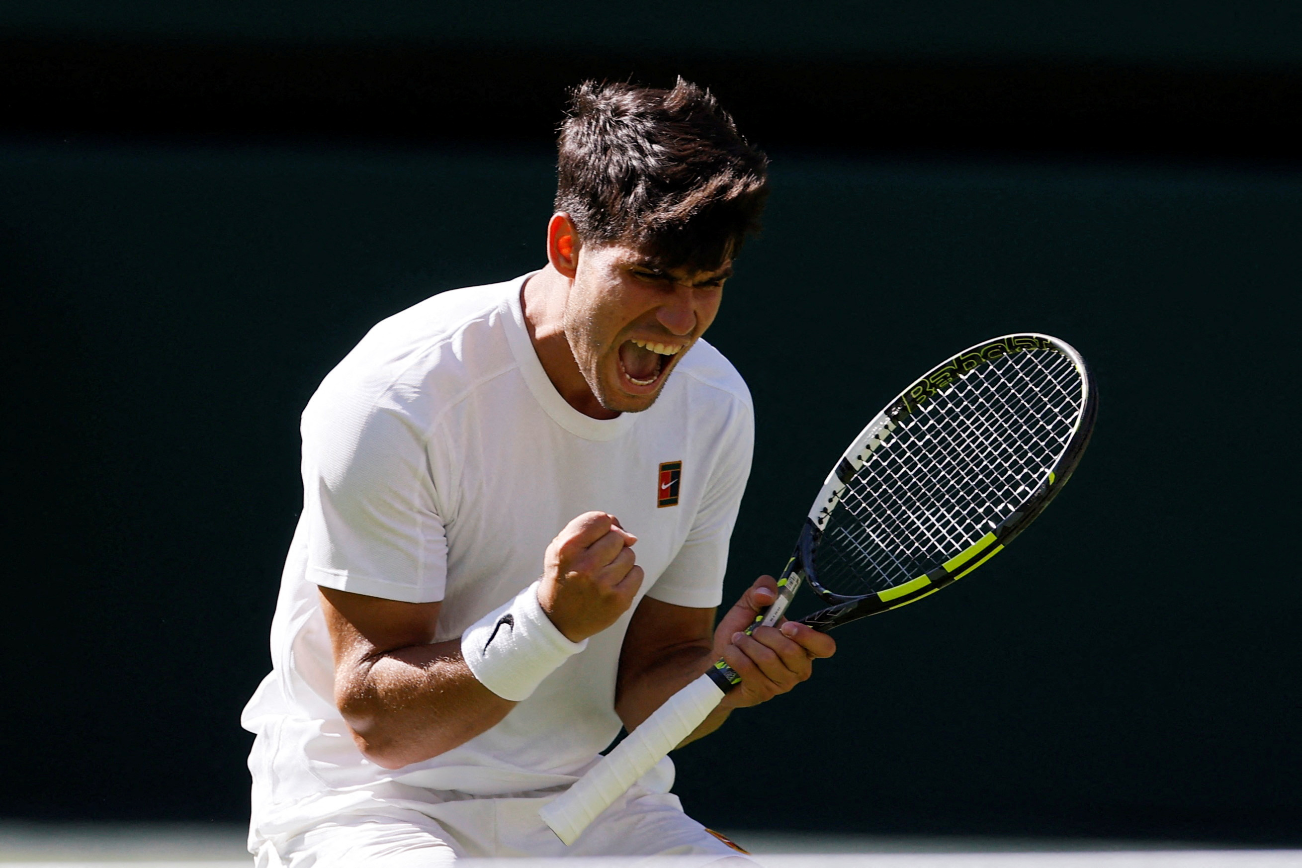 关于美国网球队碾压西班牙网球队，阿尔卡拉斯打破历史纪录的信息