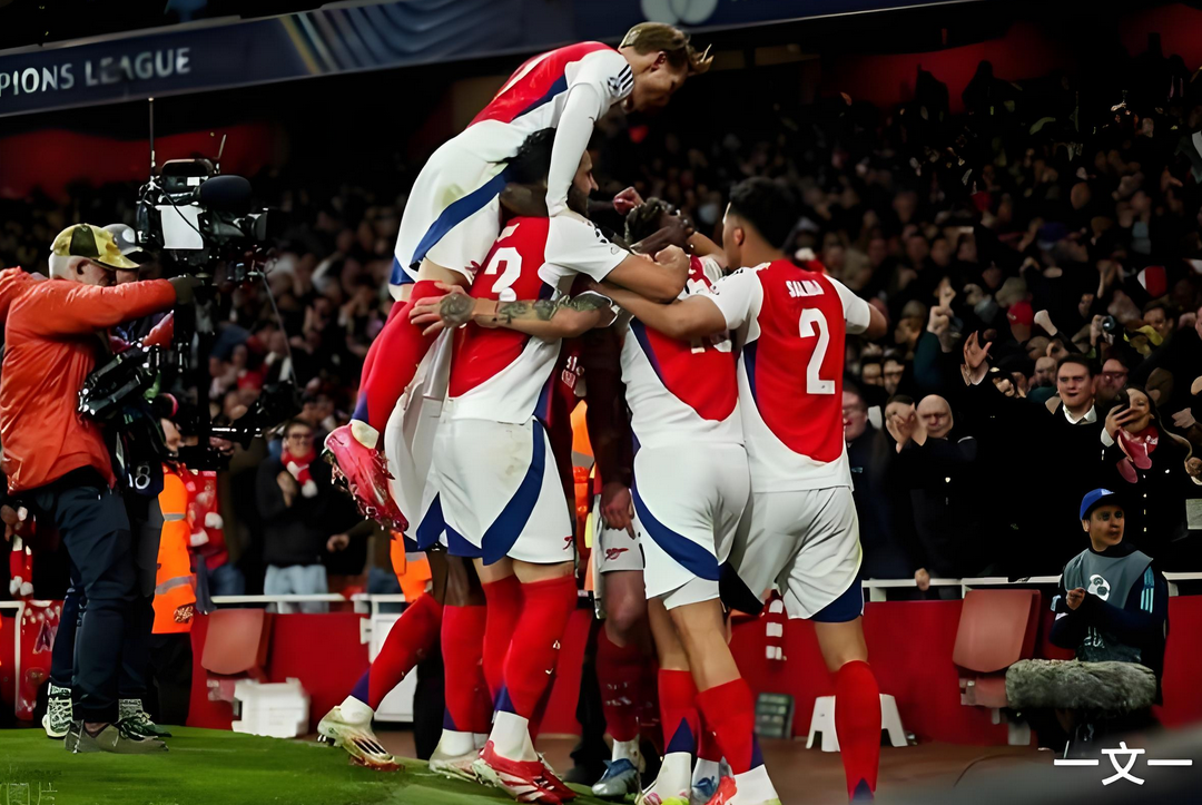 包含圣文森特和格林纳丁斯主胜马拉维，欧洲预选赛上演绝杀的词条