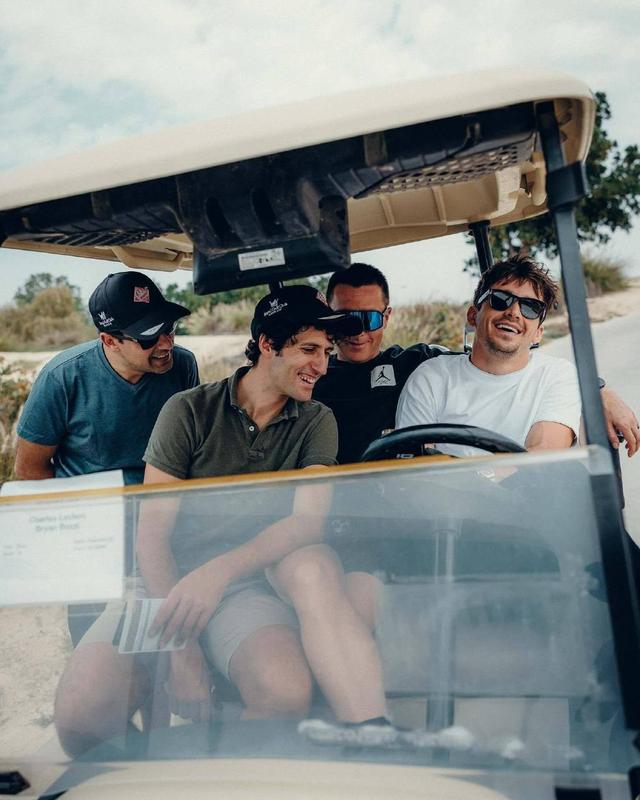 威廉姆斯力克索伯车队，佩雷兹统治全场