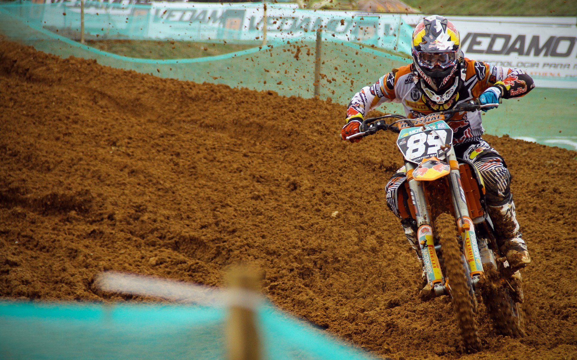 芬兰战术压制曼城，弗拉霍维奇，舞台越大越强